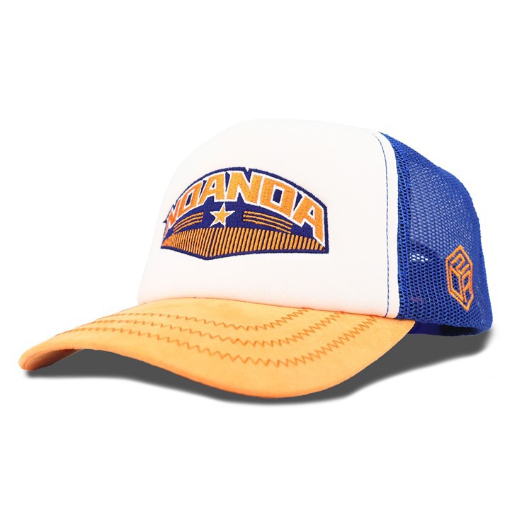 Customized Badge Pattern Trucker Cap
